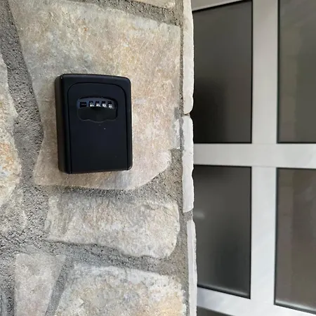 Marghareta #1# Location Apartment